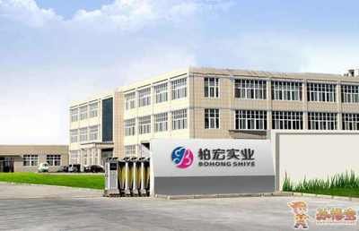 实业创新与传统工艺融合的生产现场
